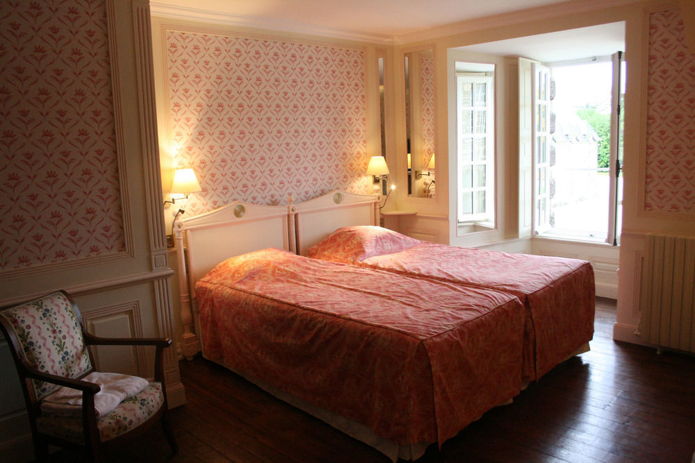ชาโต เดอ คานิซี Hotel Canisy ภายนอก รูปภาพ