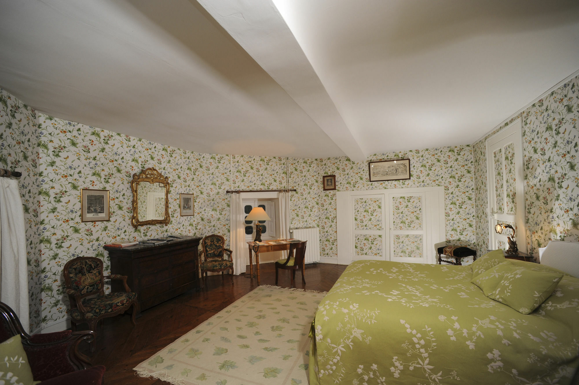 ชาโต เดอ คานิซี Hotel Canisy ภายนอก รูปภาพ